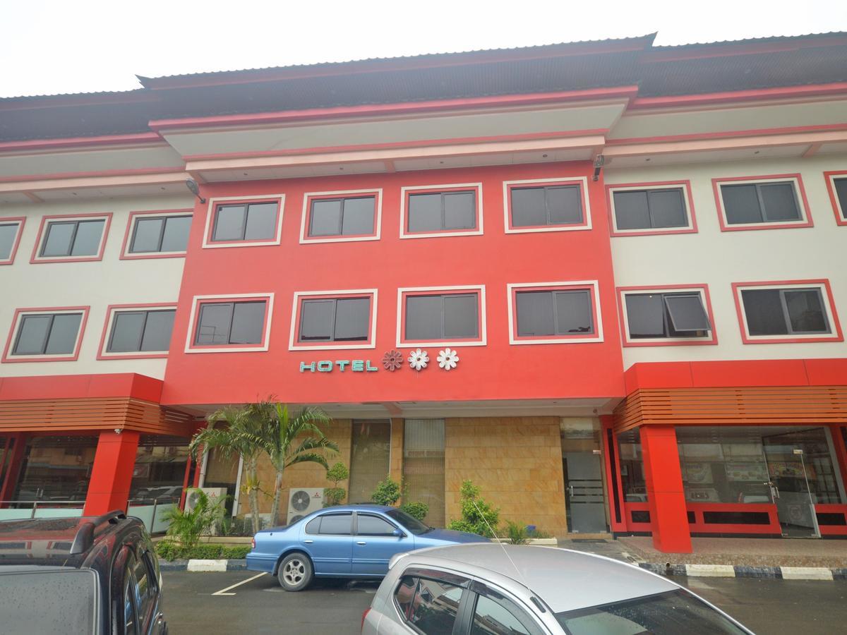 Nida Nagoya Garden Sentral *