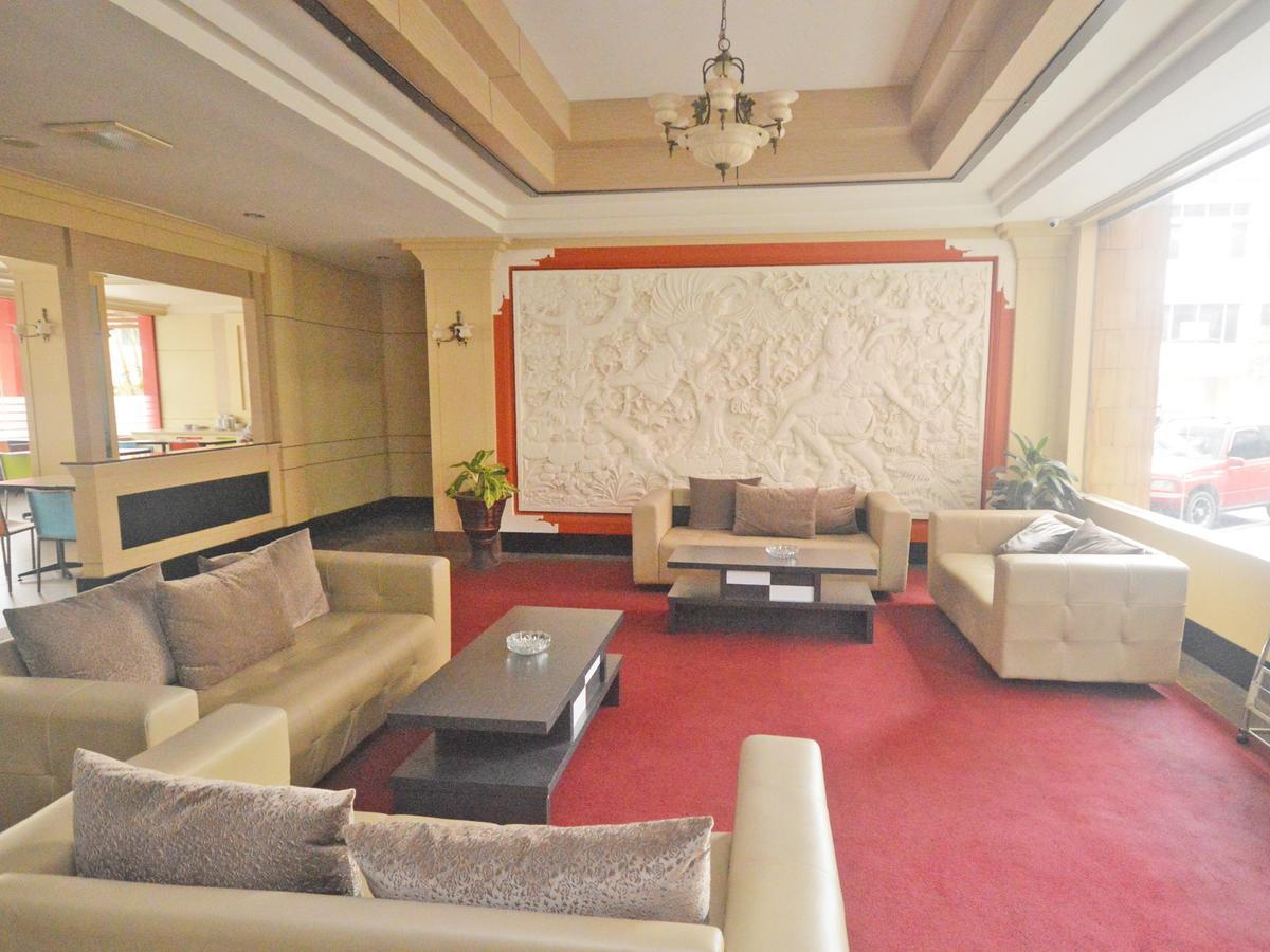 Nida Nagoya Garden Sentral *